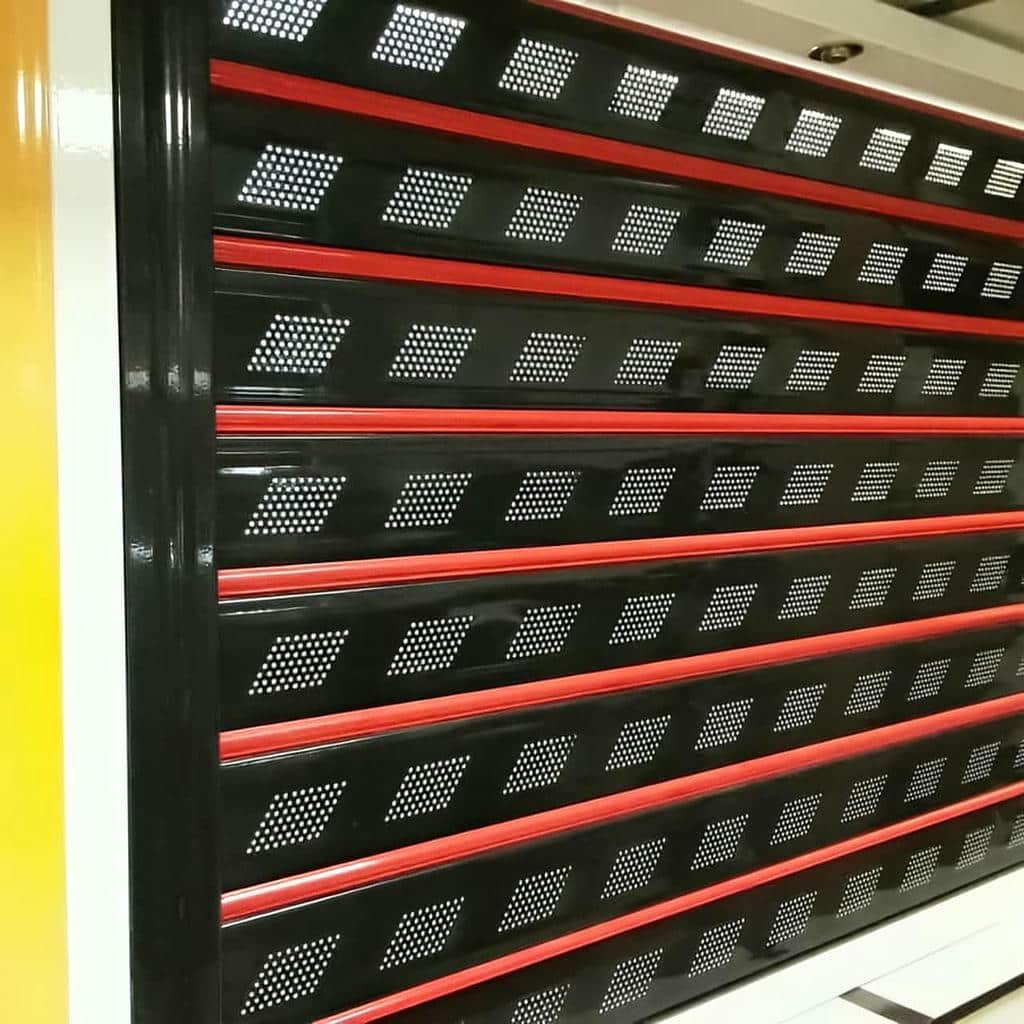 خدمات اندازهگیری درب کرکره ای پارکینگ اتوماتیک