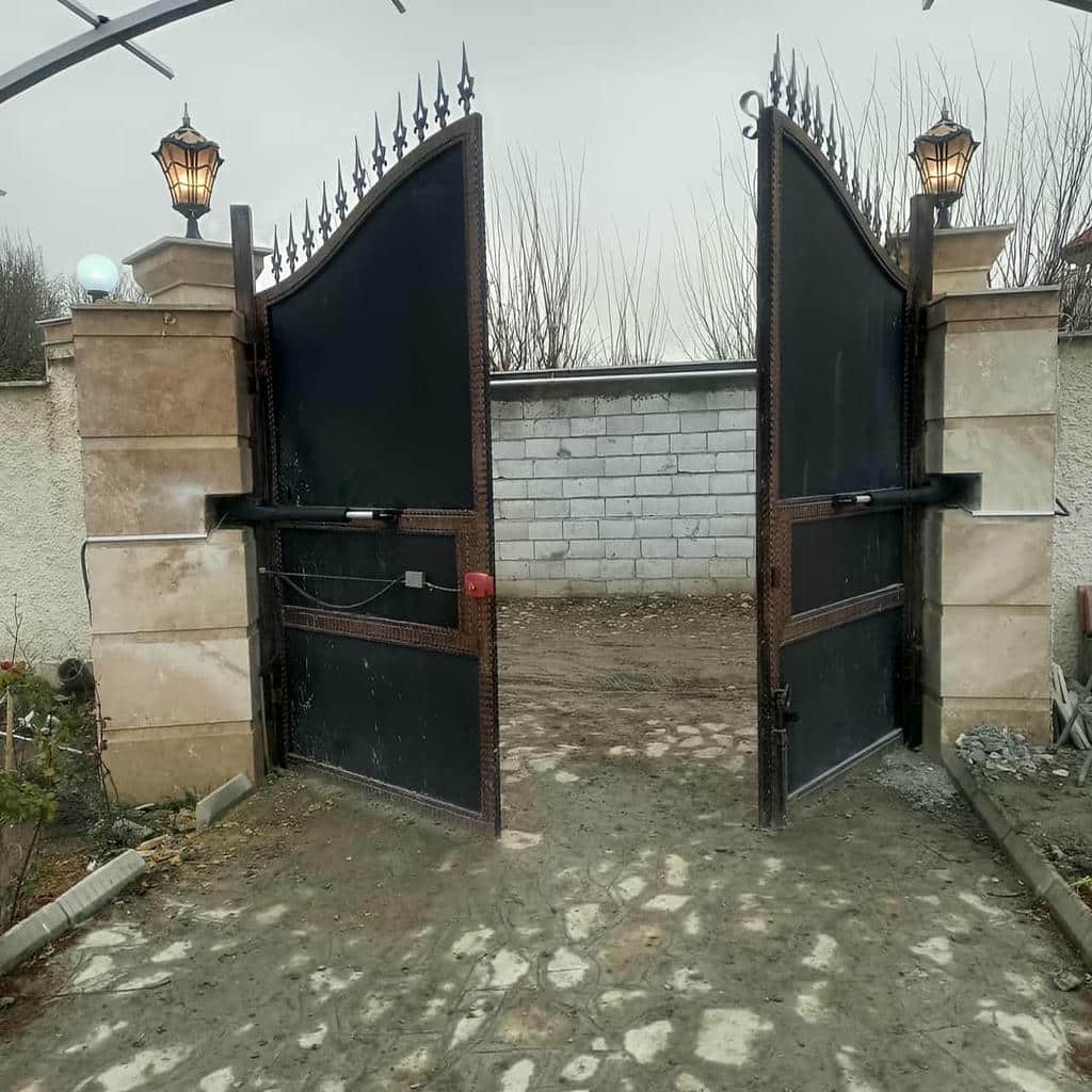 قیمت درب پارکینگ جک دار بازویی بر اساس مشخصات سفارش