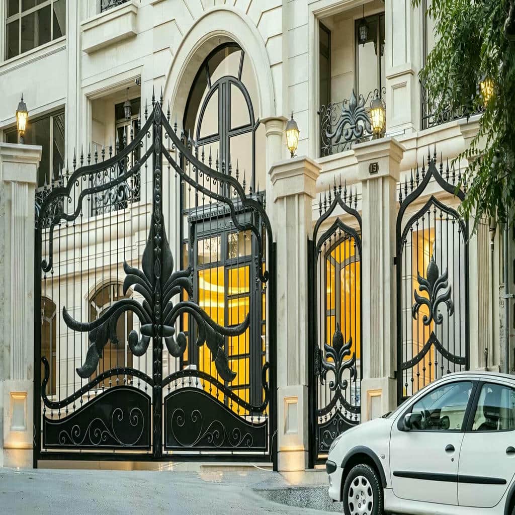 درب ویلایی ورودی شمالی با پنل مشبک