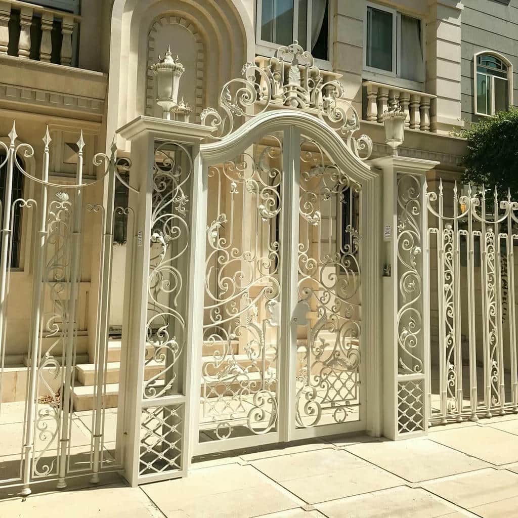 سفارش درب لیزری طرح هندسی اختصاصی