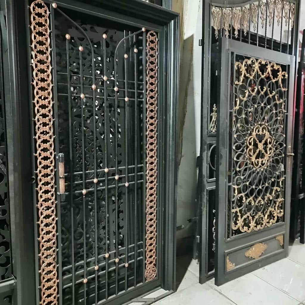 ساخت درب ویلایی شمالی با کلاف مقاوم