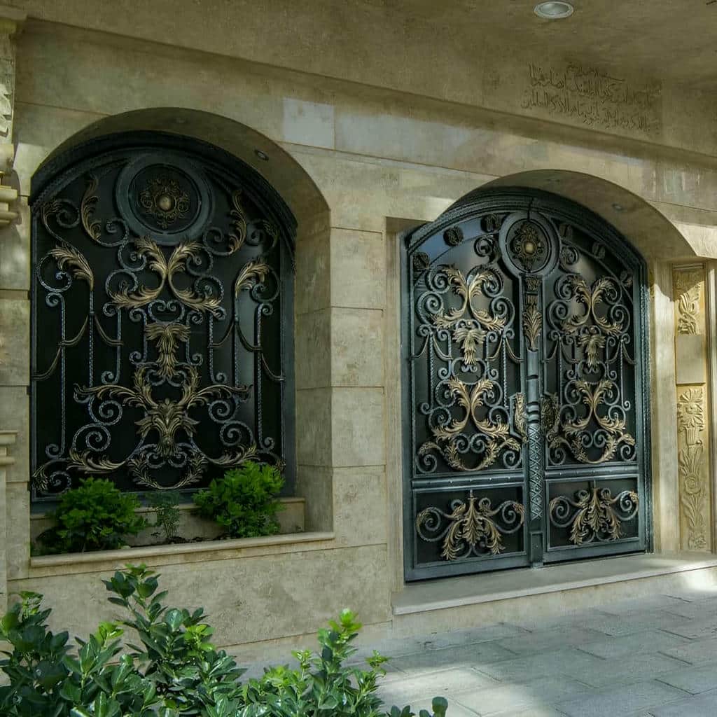 درب باغی ویلایی فرفورژه با نقش متقارن