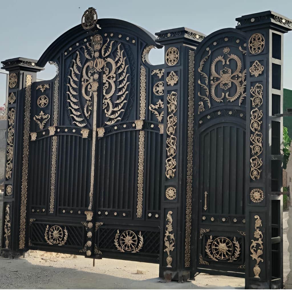 ساخت درب حیاط ورق پانچ با سوراخ گرد