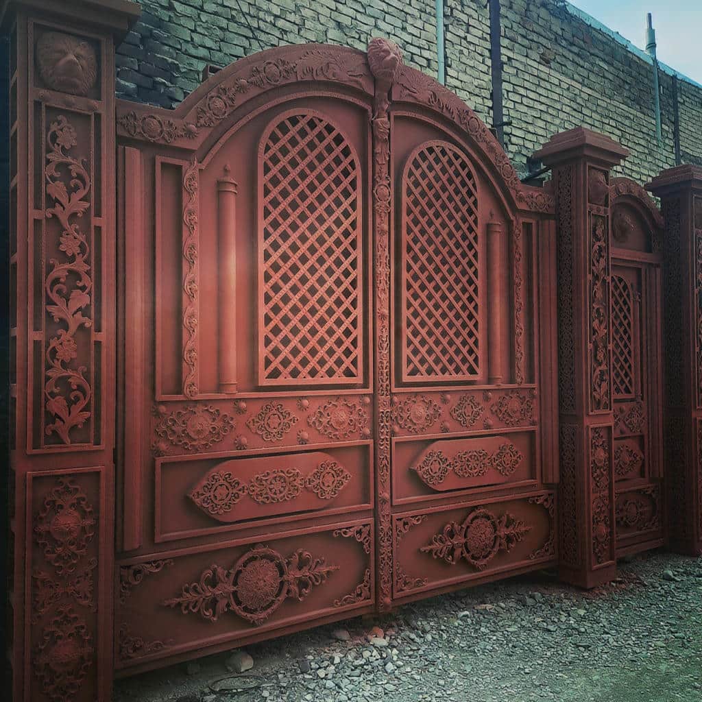 تولید درب حیاط ورق پانچ با پنل سفارشی