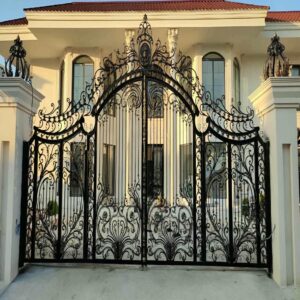 14 مدل درب آهنی کلاسیک کتیبه دار
