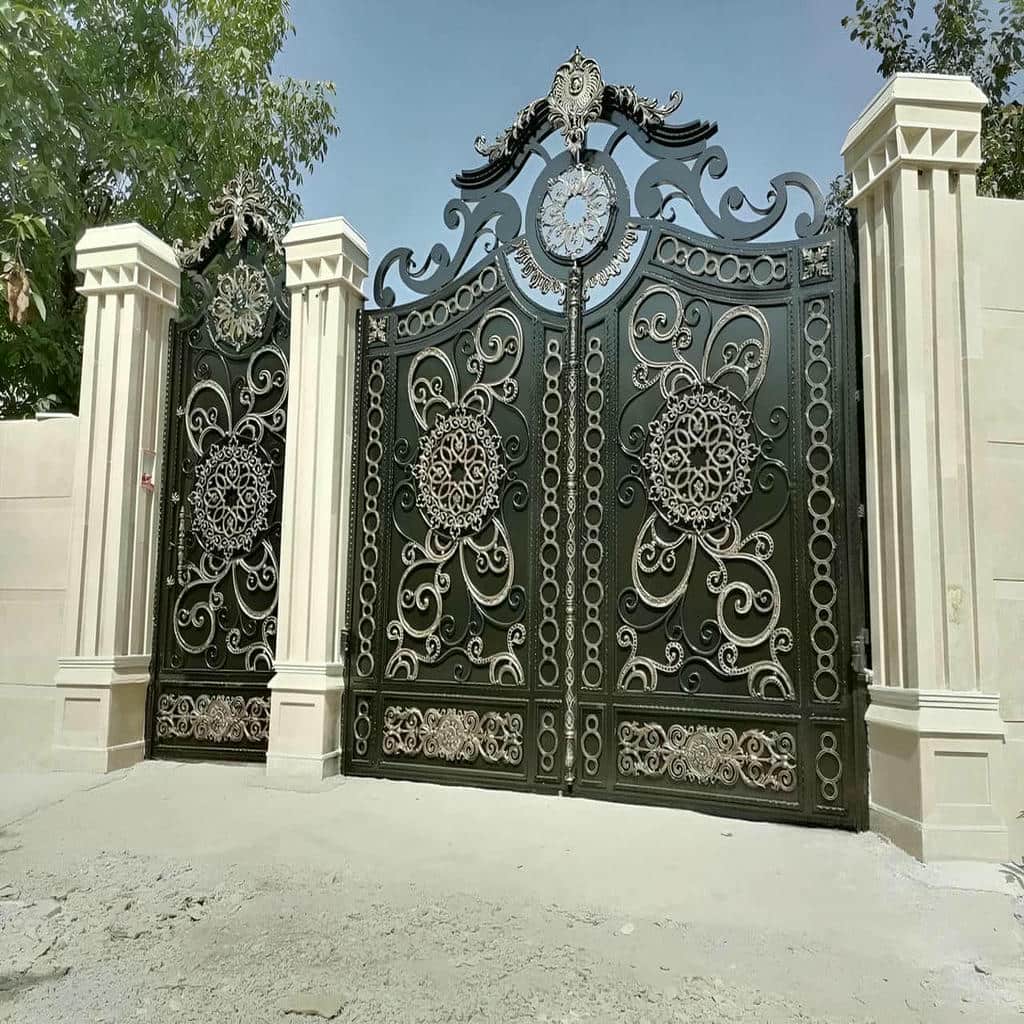 تعمیر درب پارکینگ برش لیزری و تنظیم لولا