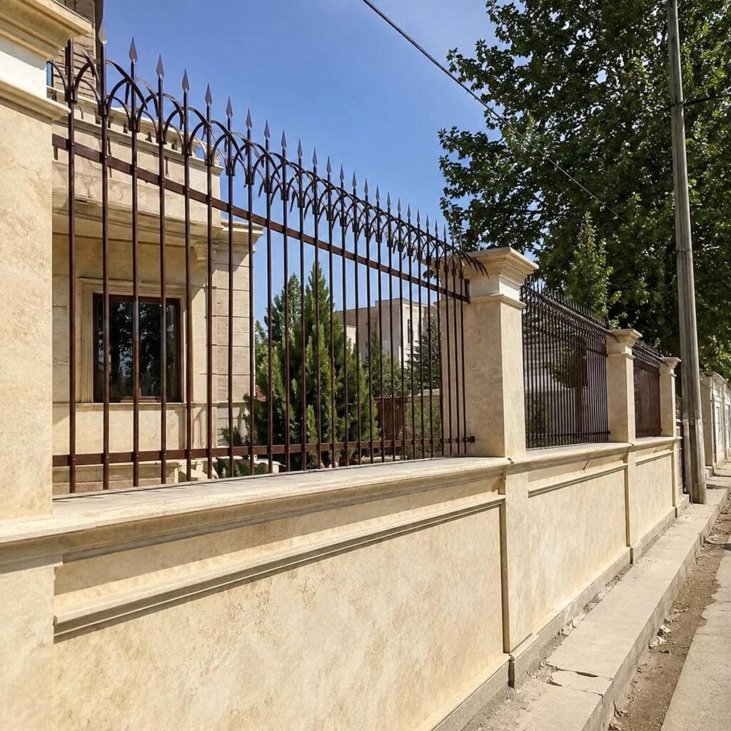 حفاظ لوزی دیوار ویلایی با نمای مدرن