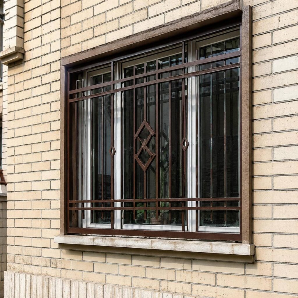 سفارش حفاظ پنجره پروفیلی مدل عمودی