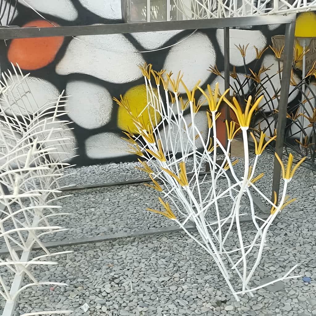 نرده حفاظ غنچه ای ساختمان