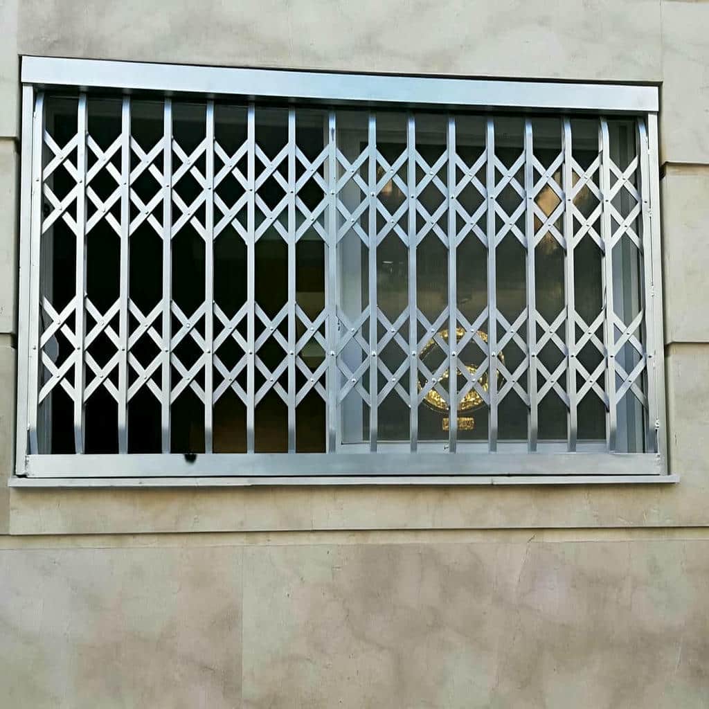 درب آکاردئونی آپارتمان ورودی کم عرض