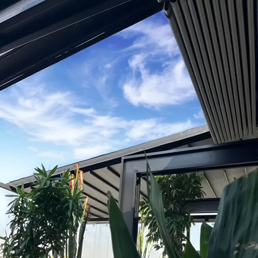 سایبان برقی پارچه ای سایبان برقی پارچه ای