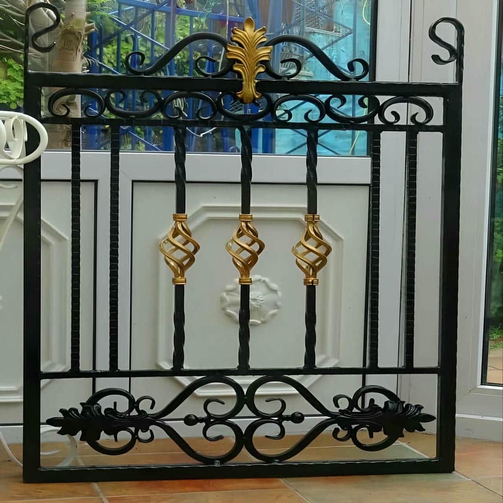 محافظ پنجره فرفورژه