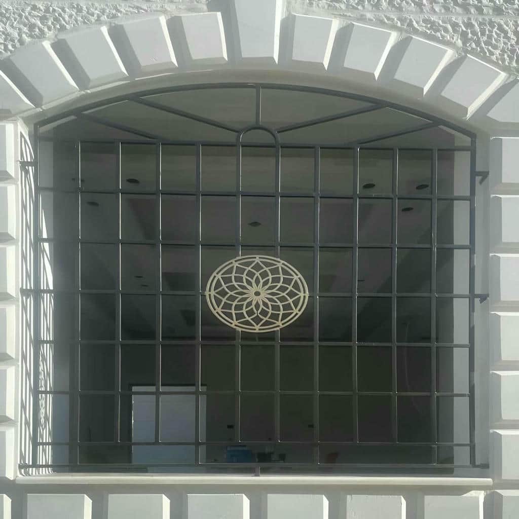 محافظ پنجره آهنی سفارشی