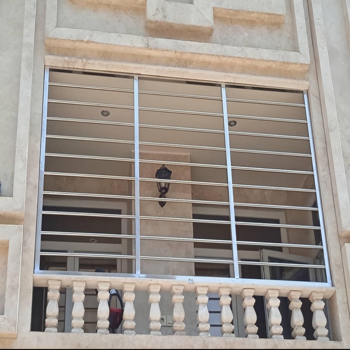 مرکز فروش و نصب نرده کلاسیک بالکن برای نگهداری سرویس و تعمیر آسان