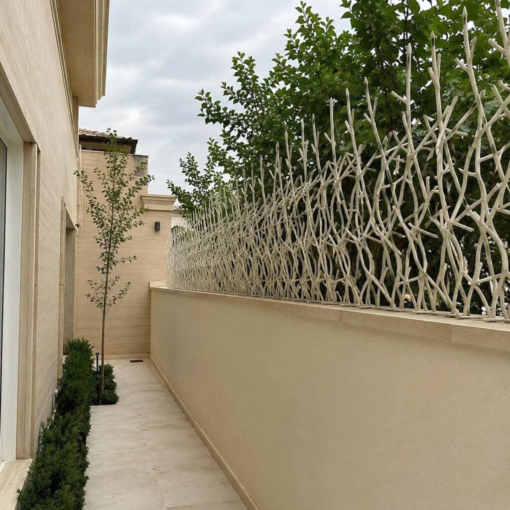 حفاظ دیوار شاخ گوزنی