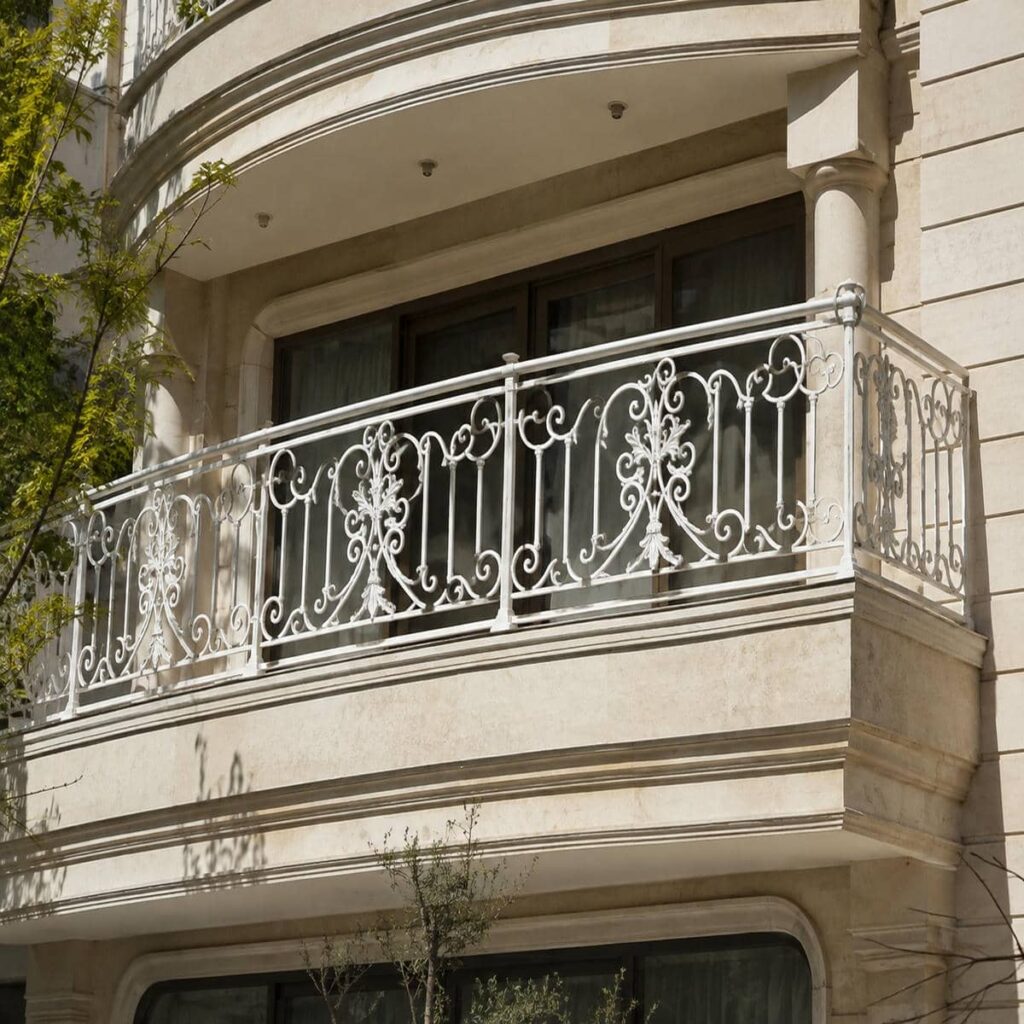 نرده راه پله کنار پله چوبی