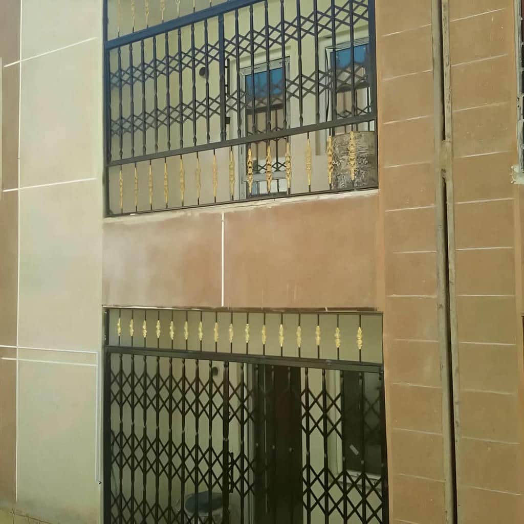 محافظ پنجره متحرک فلزی