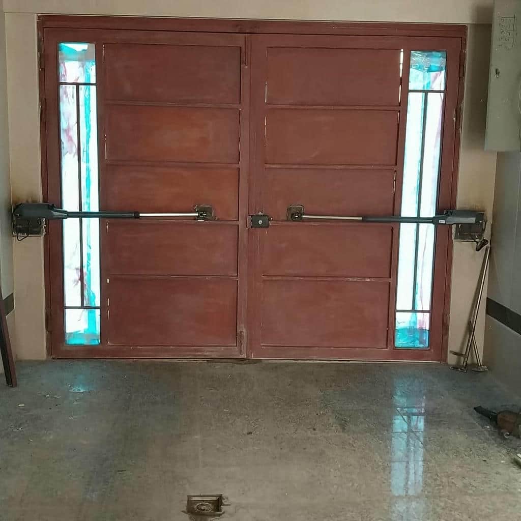بستهبندی جک درب پارکینگ همراه متعلقات کنترل تردد بستهبندی جک درب پارکینگ همراه متعلقات کنترل تردد