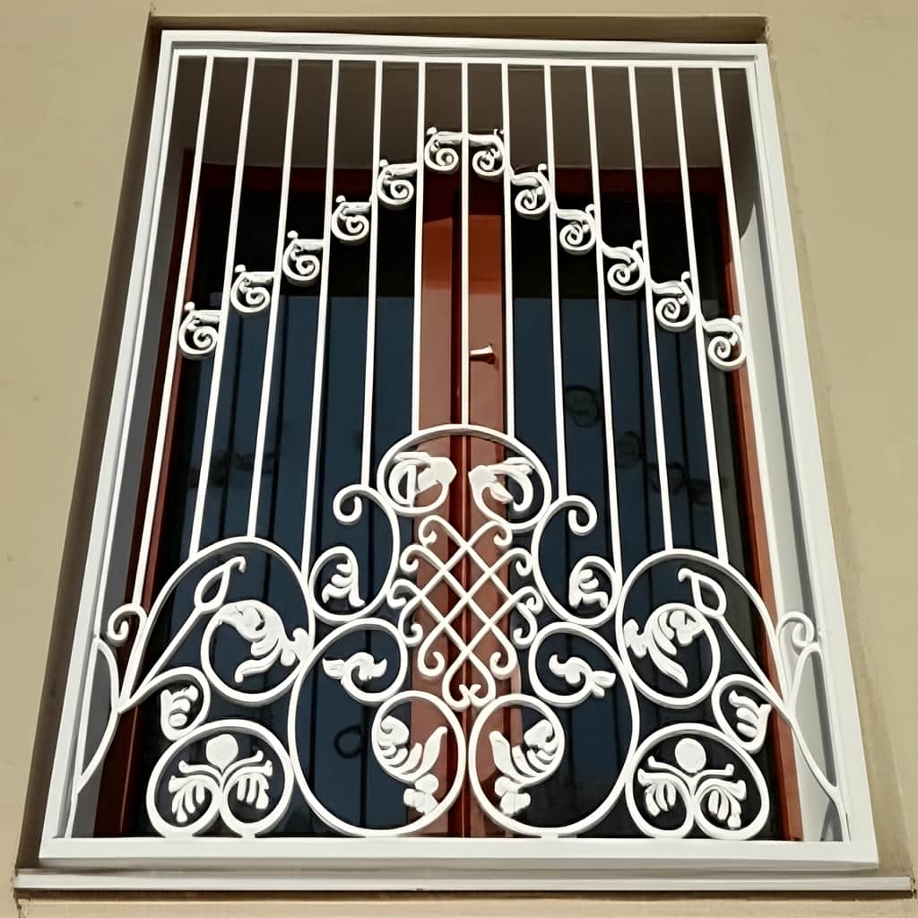 حفاظ پنجره کرم برای دهانه باریک اتاق خواب حفاظ پنجره کرم برای دهانه باریک اتاق خواب