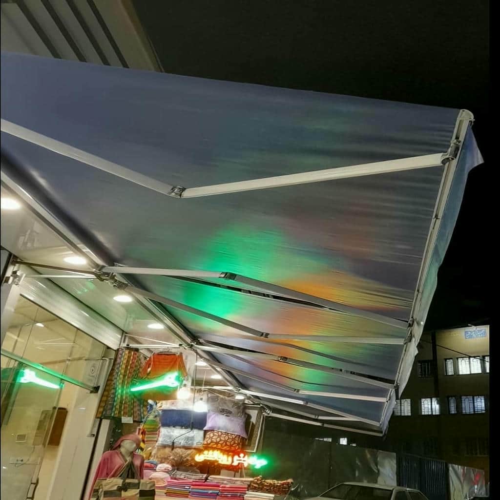 سایبان برقی کرم بالای ورودی مسکونی استان خراسان شمالی