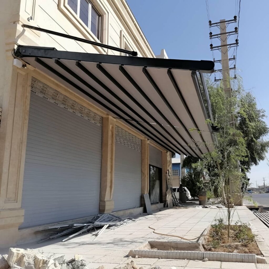 سایه بان بازویی بژ کنار آیفون زاهدان