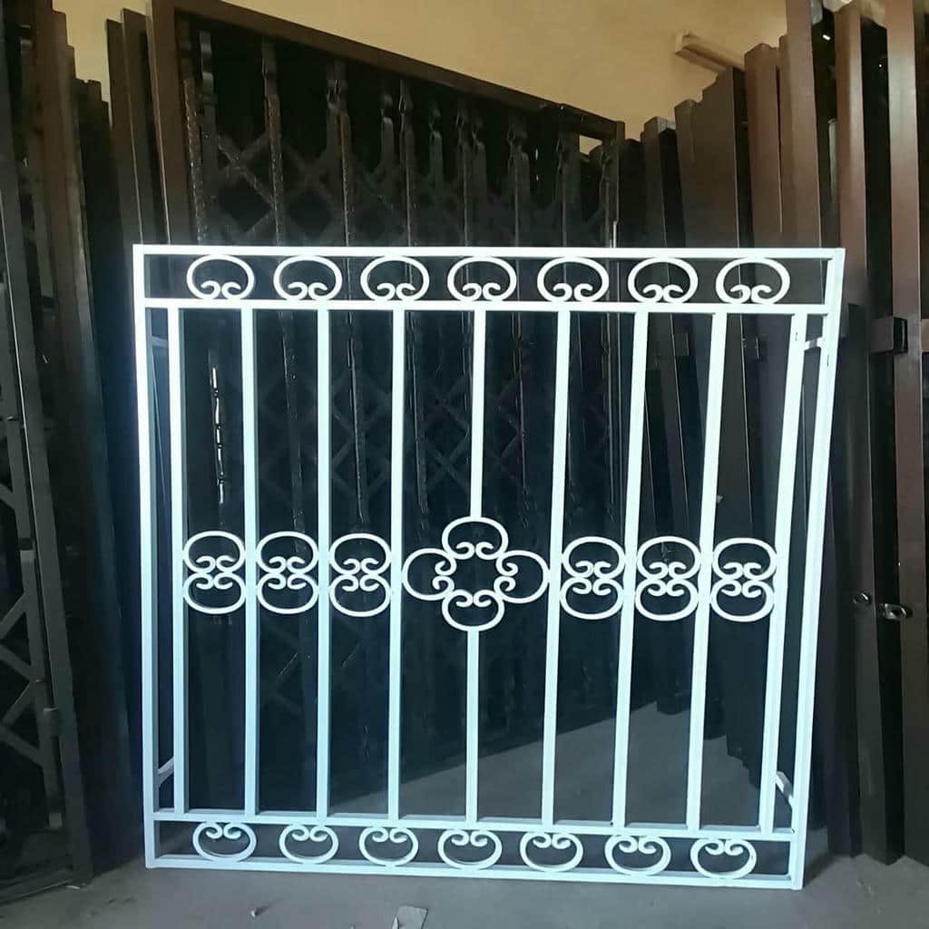 نمای لولای بازشو با دسترسی راحت برای سرویس