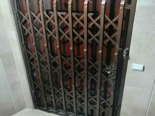 مرکز فروش حفاظ درب آکاردئونی با طراحی ساده در استان خوزستان