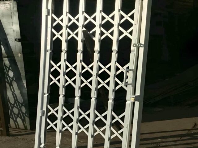 مرکز فروش حفاظ درب آکاردئونی مدرن در استان چهارمحال و بختیاری