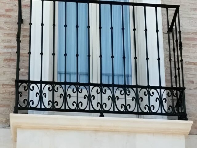مرکز فروش نرده بالکن با متریال مناسب در استان خراسان شمالی