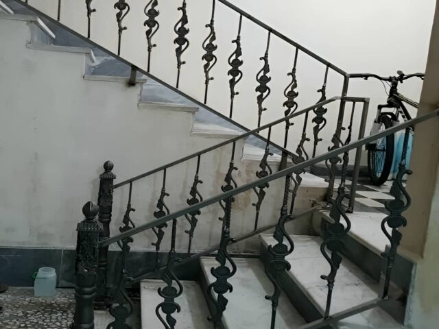 مرکز فروش نرده راه پله با اتصالات مقاوم در یزد و حومه